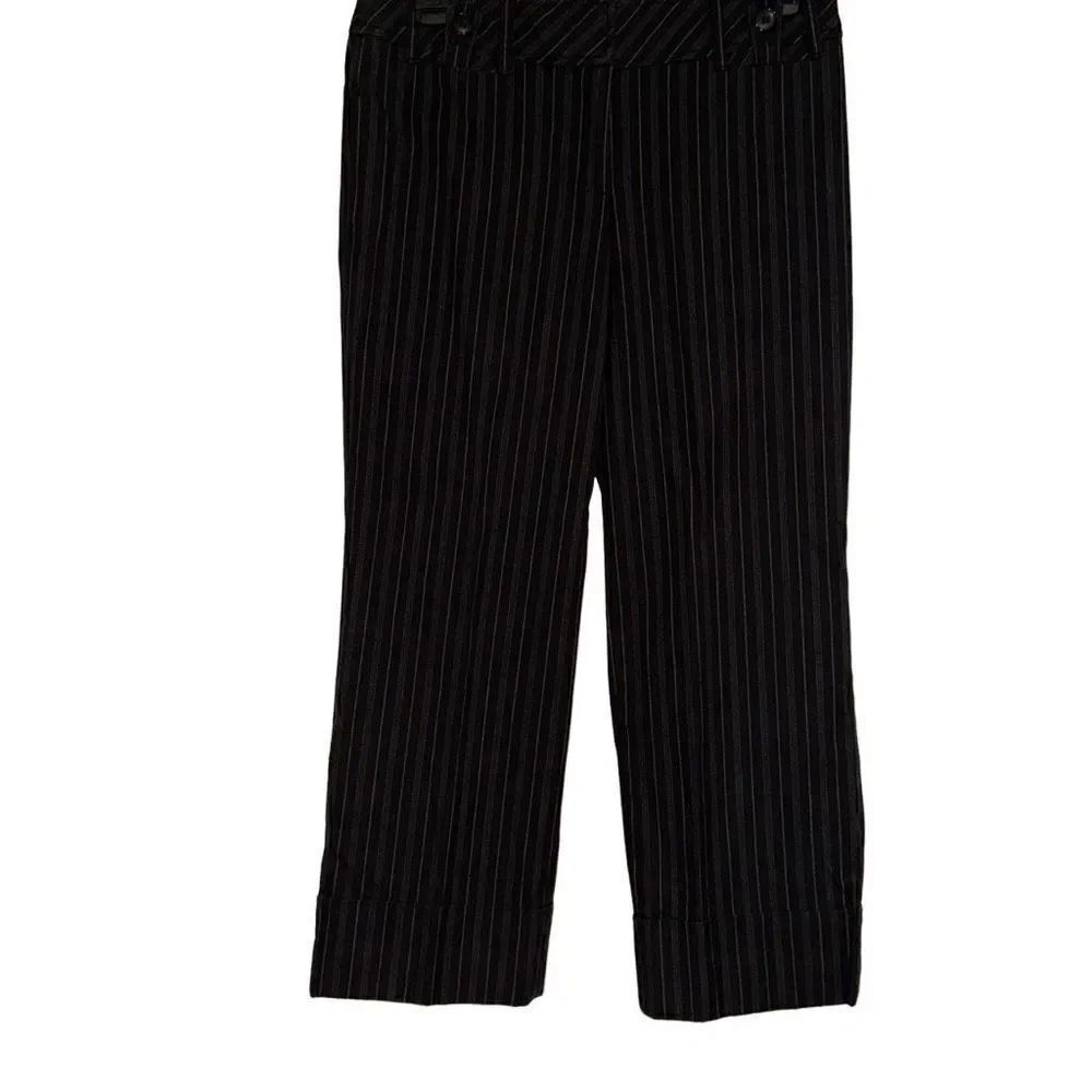Ann Taylor Loft Ann Ladies Size 2 Stripes Capri Black & White Pants